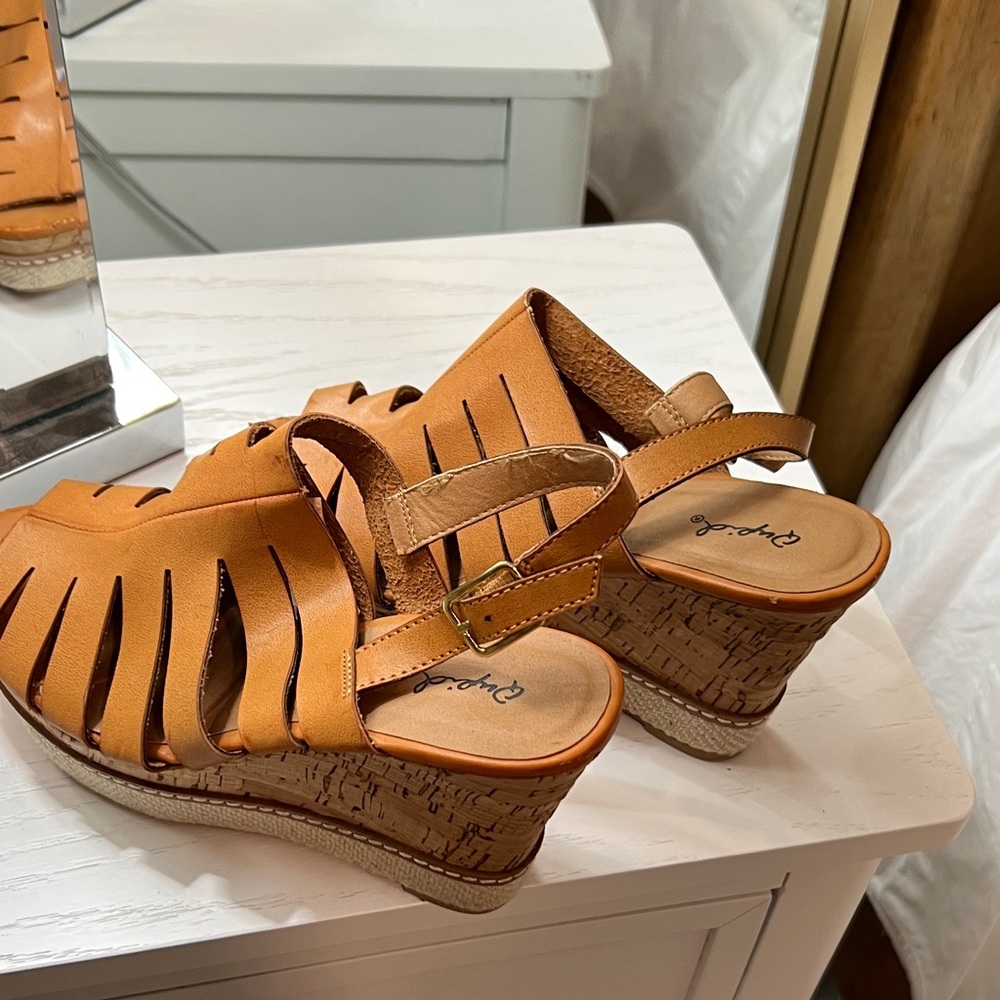 Qupid Tan Wedge Sandals